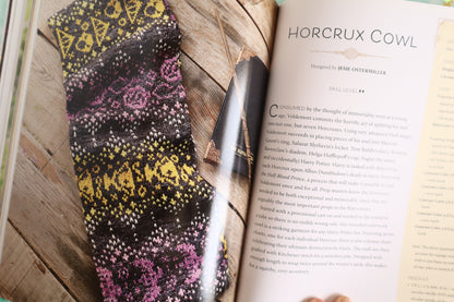 Harry potter &amp; fantastic beasts Knitting book كتاب تيريكو هاري بوتر و وحوش مذهلة